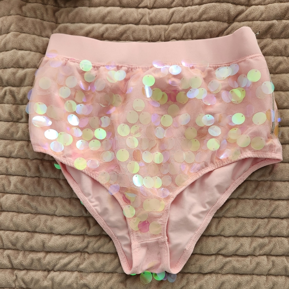 Kikkirikki pink sequin bottoms size Medium
